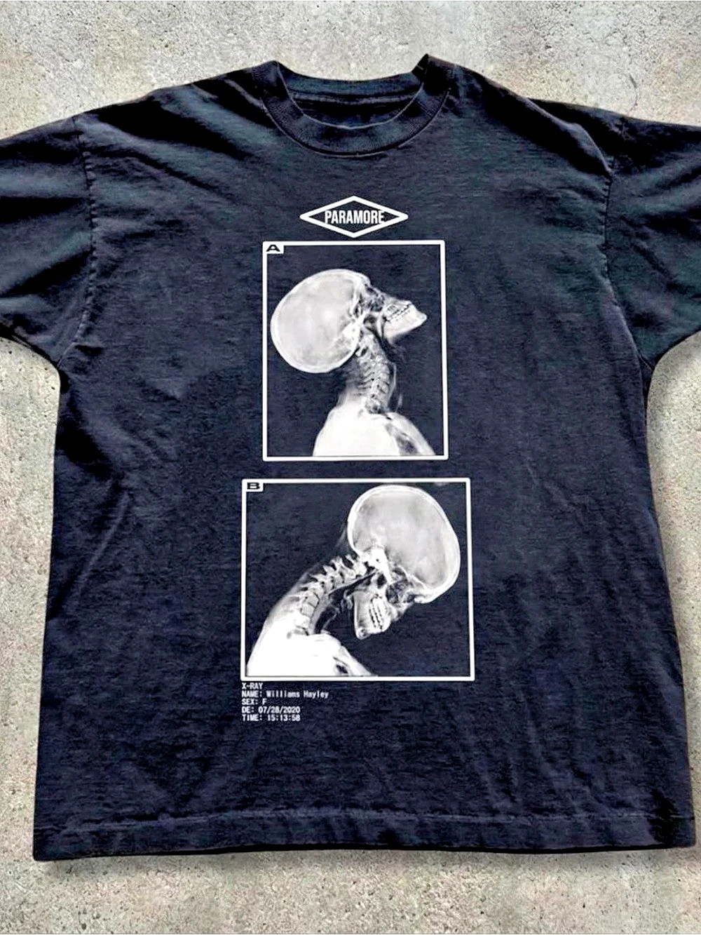 Gildan Heavy Cotton T-shirt Graphic Tee Black & White